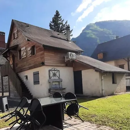 Cocoon Avec Jardin Et Vue Montagne Laruns