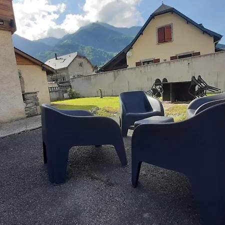 Cocoon Avec Jardin Et Vue Montagne